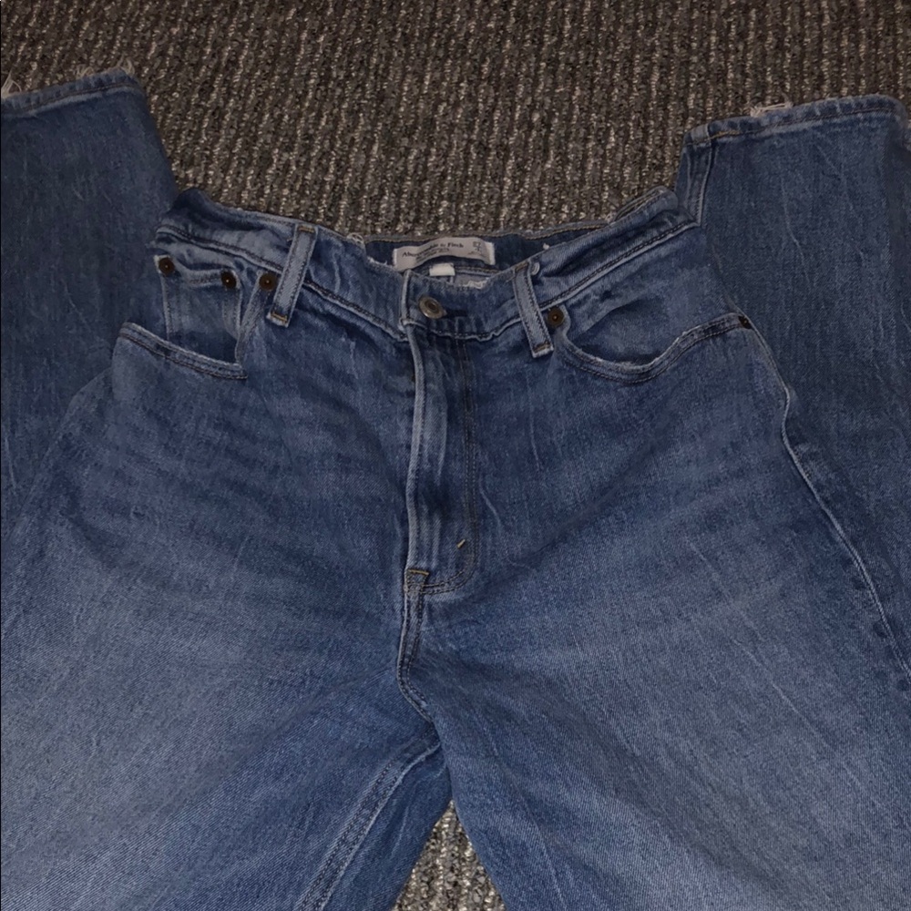 Women’s Abercrombie high waisted Jeans
